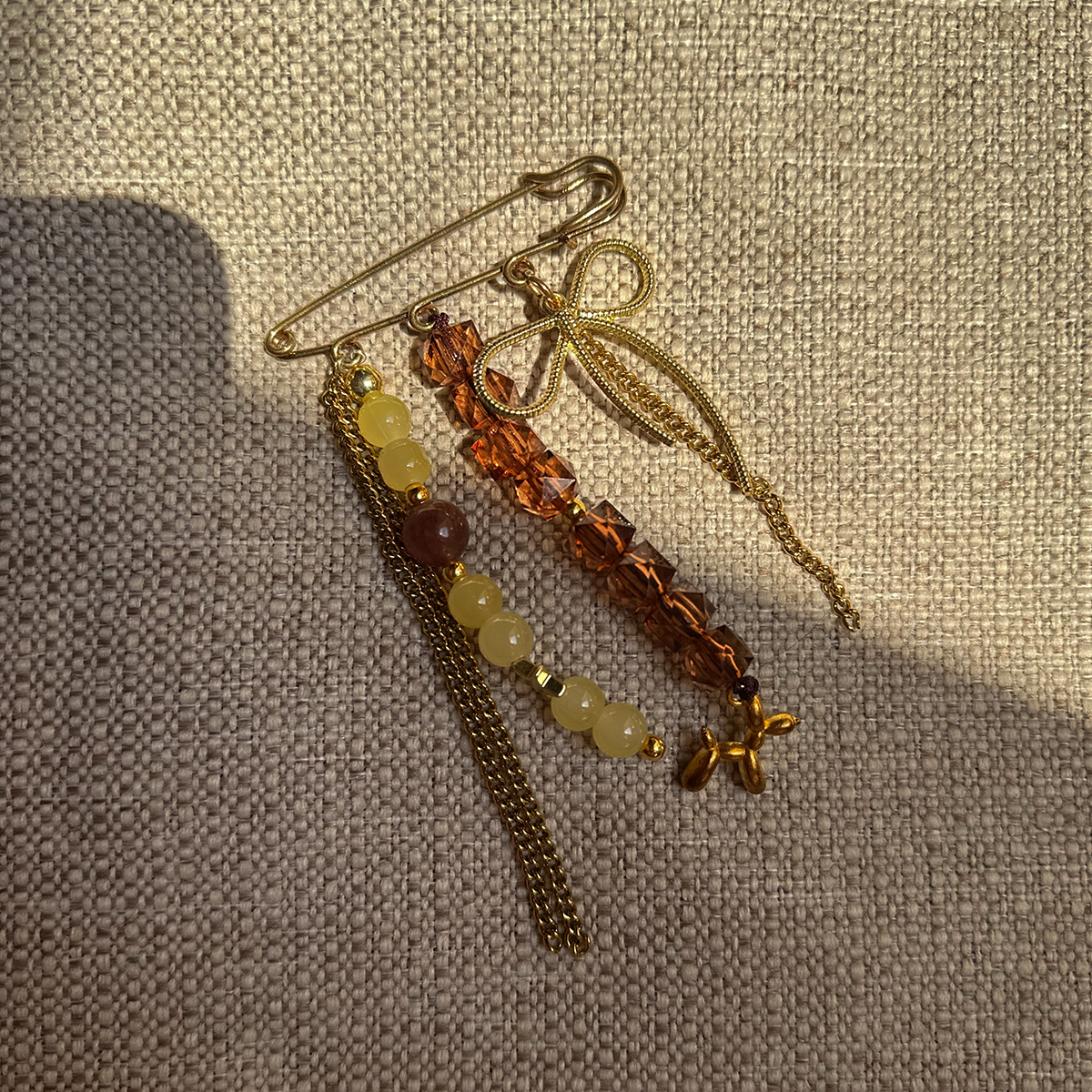 GOLD BOW